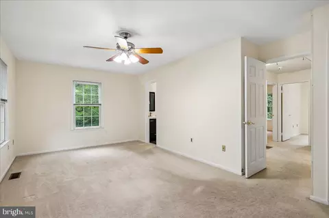 Bedroom - 7408 Spring Tree Dr, Springfield, VA 22153 photo 3 of 8