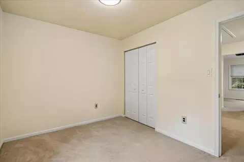 Bedroom - 7408 Spring Tree Dr, Springfield, VA 22153 photo 7 of 8