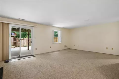 Living - 7408 Spring Tree Dr, Springfield, VA 22153 photo 6 of 7