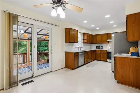 Kitchen - 7408 Spring Tree Dr, Springfield, VA 22153 photo 2 of 2