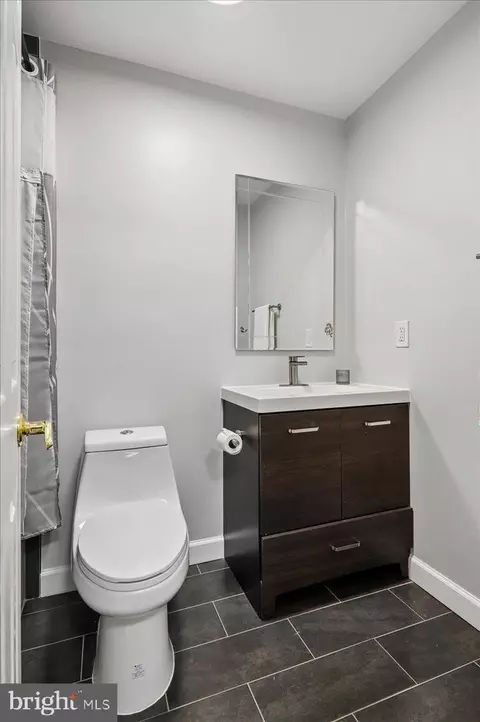 Bath - 7408 Spring Tree Dr, Springfield, VA 22153 photo 6 of 7
