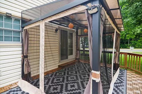 Exterior - 7408 Spring Tree Dr, Springfield, VA 22153 photo 6 of 11