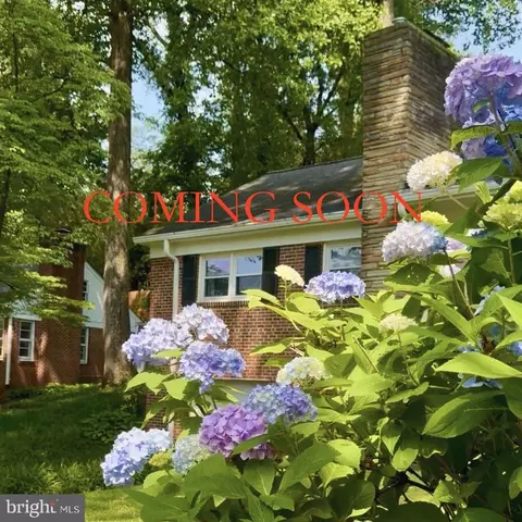 6237 Cheryl Dr, Falls Church, VA 22044
