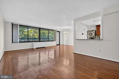 3701 S George Mason Dr #206N, Falls Church, VA 22041