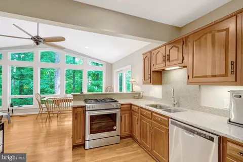 Kitchen - 8640 Victoria Rd, Springfield, VA 22151 photo 2 of 4
