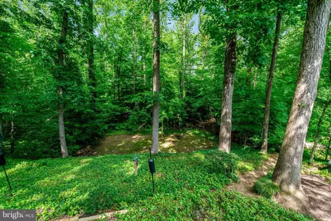 Exterior - 8640 Victoria Rd, Springfield, VA 22151 photo 19 of 22