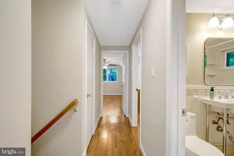 Entry Way - 8640 Victoria Rd, Springfield, VA 22151 photo 1 of 6