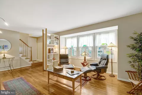 Living - 8640 Victoria Rd, Springfield, VA 22151 photo 3 of 3