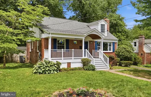 1904 Poole Ln, Mclean, VA 22101