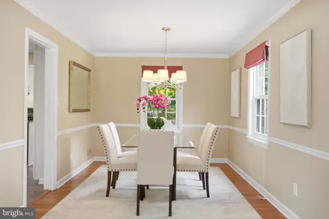 Dining - 1904 Poole Ln, Mclean, VA 22101 photo 1 of 4