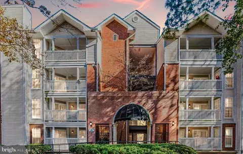 1504 Lincoln Way #308, Mclean, VA 22102
