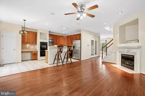 7301 Oldham Leeds Way, Springfield, VA 22150