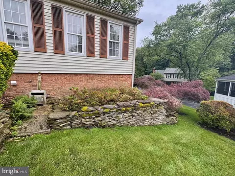 Exterior - 8016 Rockwood Ct, Springfield, VA 22153 photo 3 of 14