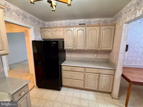 Kitchen - 8016 Rockwood Ct, Springfield, VA 22153 photo 4 of 5