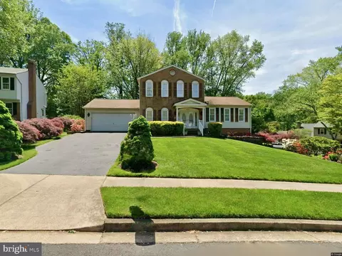 8016 Rockwood Ct, Springfield, VA 22153