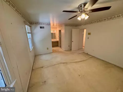 Bedroom - 8016 Rockwood Ct, Springfield, VA 22153 photo 2 of 5
