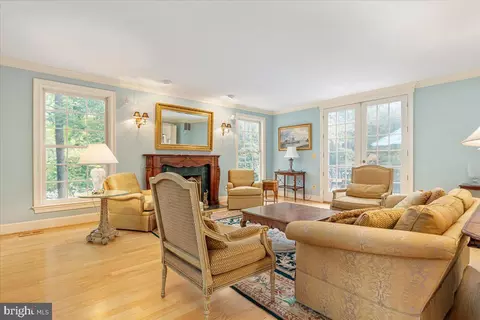 Other - 7131 Woodland Dr, Springfield, VA 22151 photo 4 of 14
