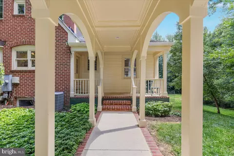 Exterior - 7131 Woodland Dr, Springfield, VA 22151 photo 12 of 31