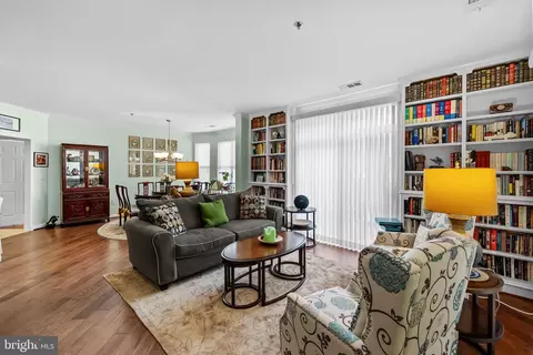 1855 Stratford Park Pl #204, Reston, VA 20190