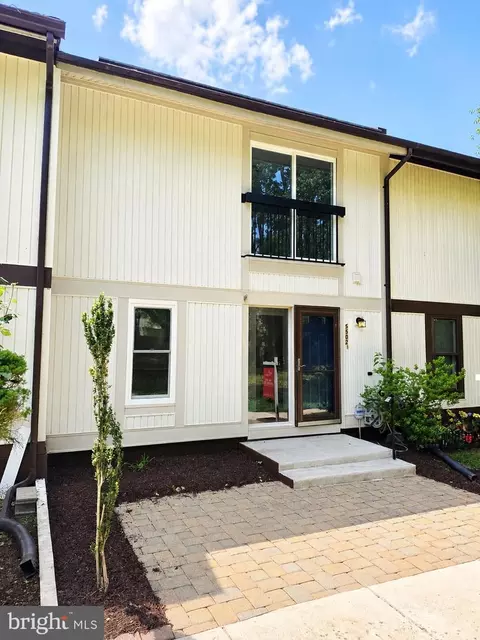 5502 Peppercorn Dr, Burke, VA 22015