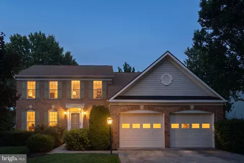 Exterior - 2329 Colts Brook Dr, Reston, VA 20191 photo 6 of 7