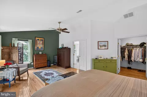 Bedroom - 2329 Colts Brook Dr, Reston, VA 20191 photo 2 of 4