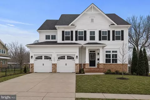 1901 Ware Rd, Falls Church, VA 22043