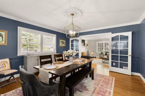 Dining - 1832 Briar Ridge Ct, Mclean, VA 22101 photo 2 of 4