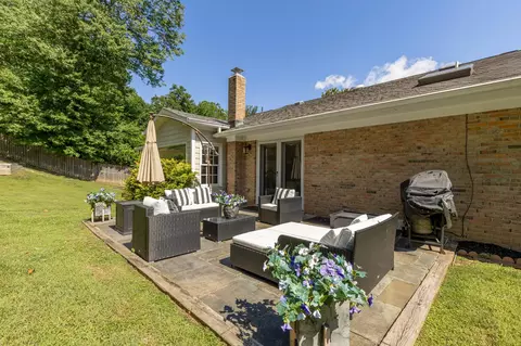Exterior - 1832 Briar Ridge Ct, Mclean, VA 22101 photo 1 of 8