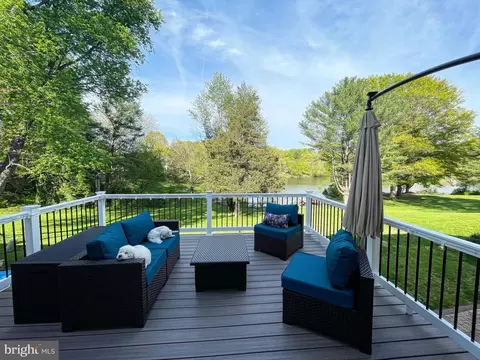 5534 Kendrick Ln, Burke, VA 22015