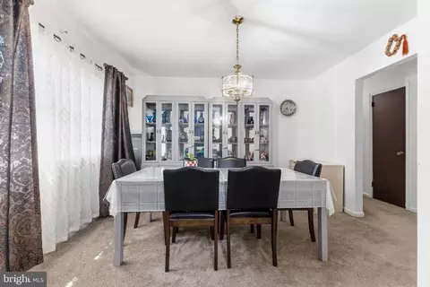 Dining - 1559 Evers Dr, Mclean, VA 22101 photo 1 of 2