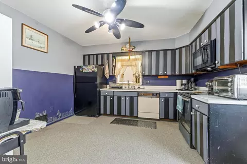 Kitchen - 1559 Evers Dr, Mclean, VA 22101 photo 1 of 2
