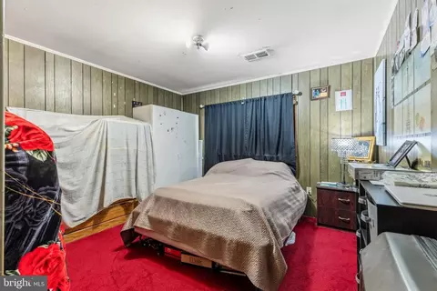 Bedroom - 1559 Evers Dr, Mclean, VA 22101 photo 7 of 9