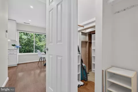 Entry Way - 1707 Westwind Way #8, Mclean, VA 22102 photo 1 of 2