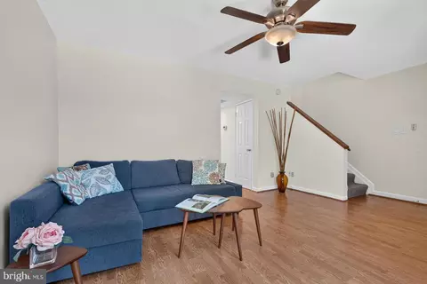 Living - 1707 Westwind Way #8, Mclean, VA 22102 photo 3 of 3