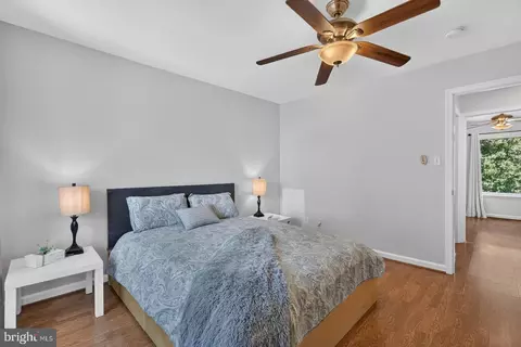Bedroom - 1707 Westwind Way #8, Mclean, VA 22102 photo 3 of 4