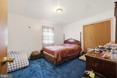 Bedroom - 1558 Mary Ellen Ct, Mclean, VA 22101 photo 5 of 8