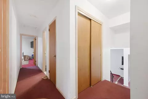 Entry Way - 1558 Mary Ellen Ct, Mclean, VA 22101 photo 4 of 4