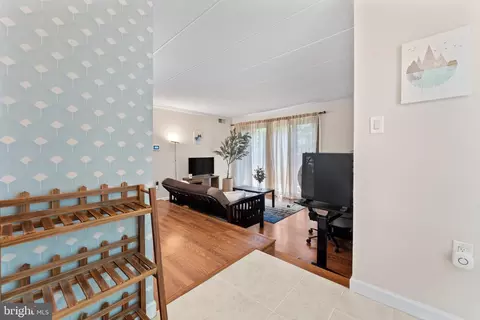11617 Windbluff Ct #9B, Reston, VA 20191 photo 7