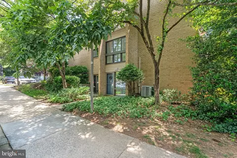 11617 Windbluff Ct #9B, Reston, VA 20191 photo 39