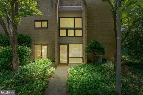 11617 Windbluff Ct #9B, Reston, VA 20191 photo 42