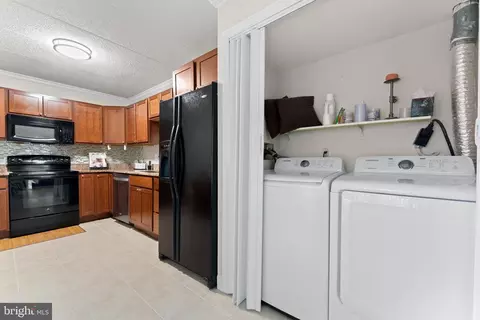11617 Windbluff Ct #9B, Reston, VA 20191 photo 25
