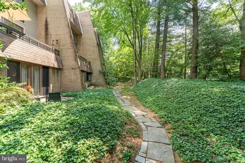 11617 Windbluff Ct #9B, Reston, VA 20191 photo 44