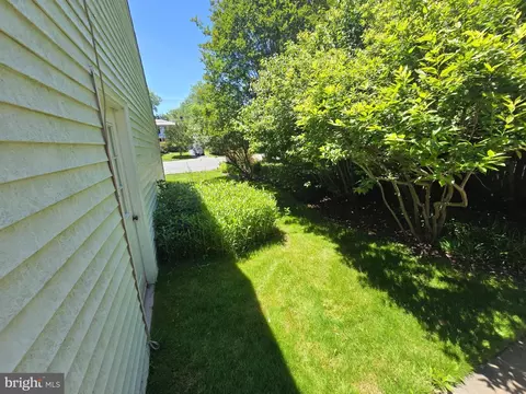 1805 Great Falls St, Mclean, VA 22101 photo 5