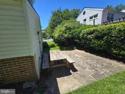 1805 Great Falls St, Mclean, VA 22101 photo 4