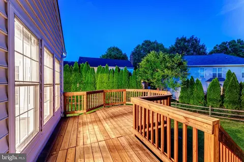 Exterior - 12809 Tournament Dr, Reston, VA 20191 photo 3 of 19