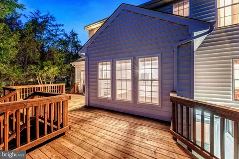 Exterior - 12809 Tournament Dr, Reston, VA 20191 photo 4 of 19