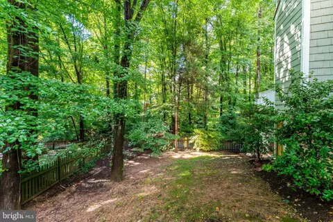 Exterior - 11634 Springhouse Pl, Reston, VA 20194 photo 13 of 13
