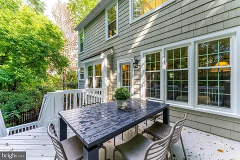 Exterior - 11634 Springhouse Pl, Reston, VA 20194 photo 8 of 13