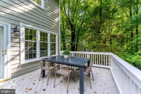 Exterior - 11634 Springhouse Pl, Reston, VA 20194 photo 9 of 13